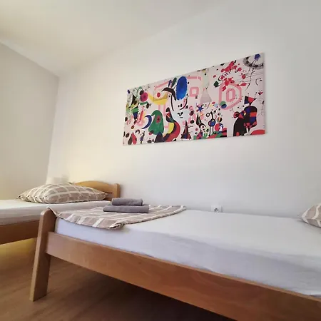 House Almar Appartamento *